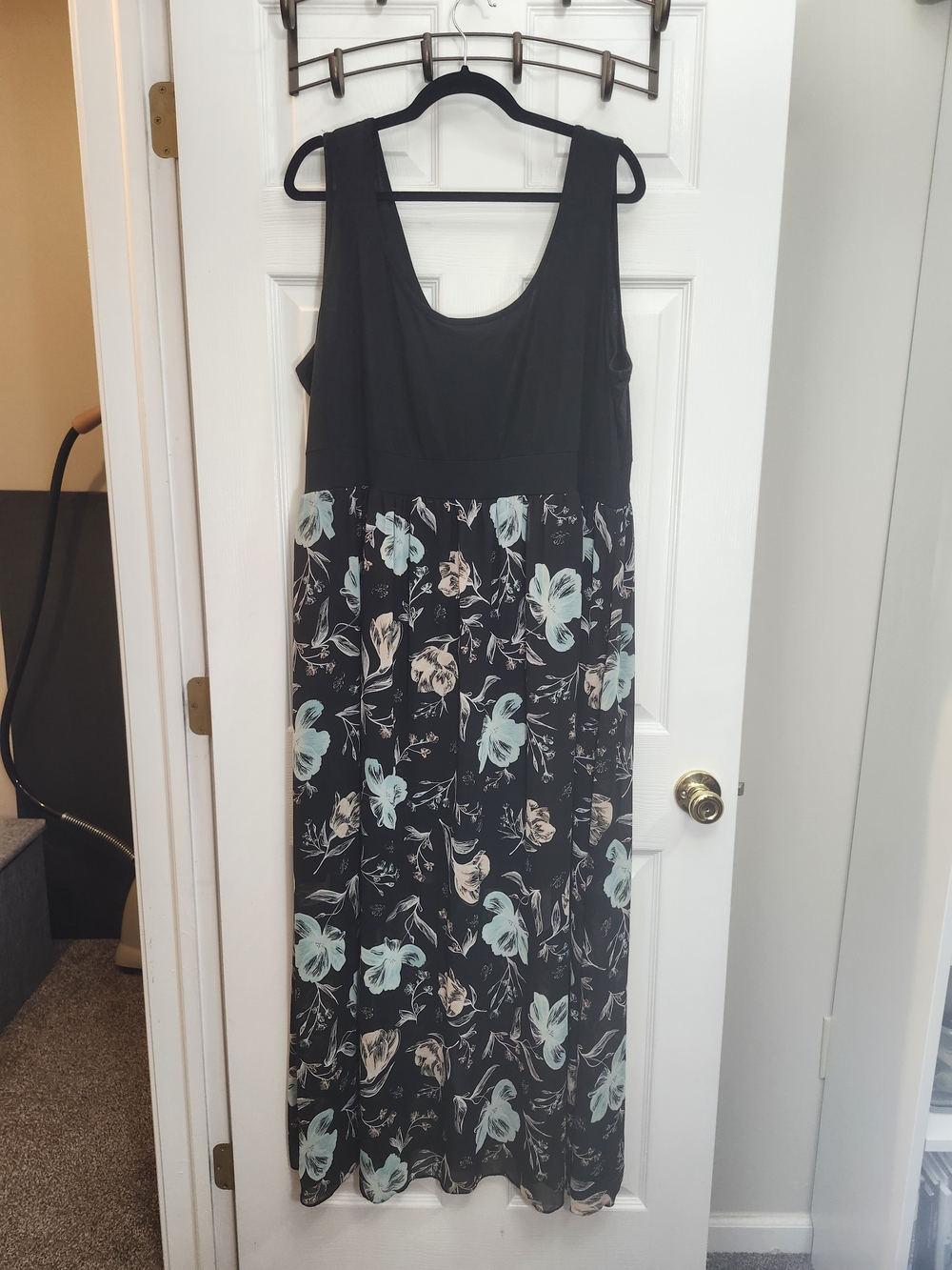 Torrid Black Midi/Maxi Dress with Mint and Beige Floral Skirt Panel, 3X